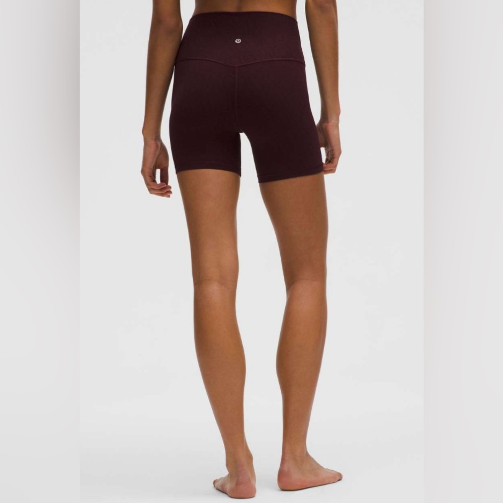 Lululemon NWT Align High Rise Shorts 6”   Workmark Graphic Midnight Plum Size 4 - Picture 2 of 10